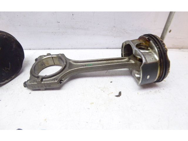 Píst MD28667410112628 MG ZS