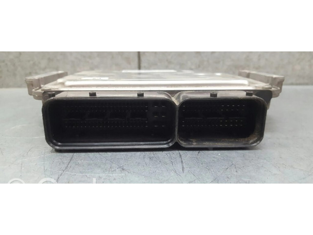 Блок управления двигателя 51828300, 0281015575   Fiat Linea