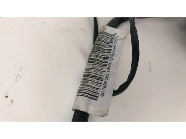 Зеркало электрическое Maserati Levante 2017- года