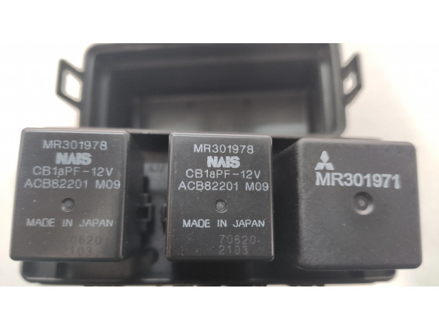 Pojistková skříňka MR301971, MR301978 Citroen C-Crosser 2008