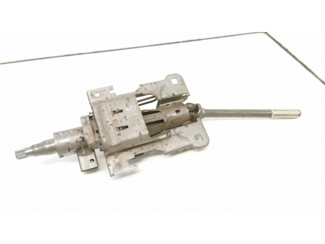 Крестовидная связь оси рулевого колеса