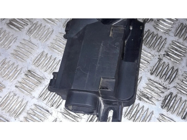 Другая деталь отделки багажника