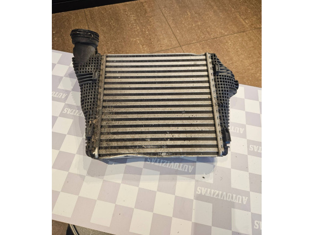 Интеркулер 95B145804B, T95B102 Porsche Macan