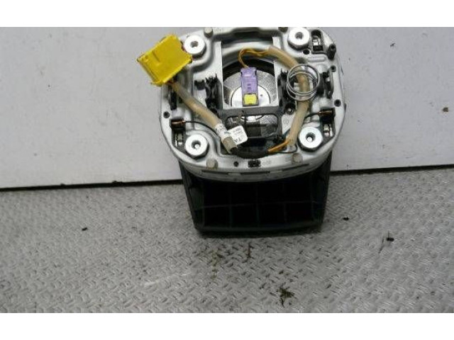 Подушка безопасности водителя 61954050C, 001TU05601BF Skoda Fabia Mk2 (5J)