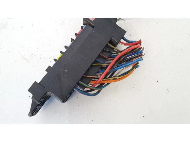 Pojistková skříňka Mazda 2 2004