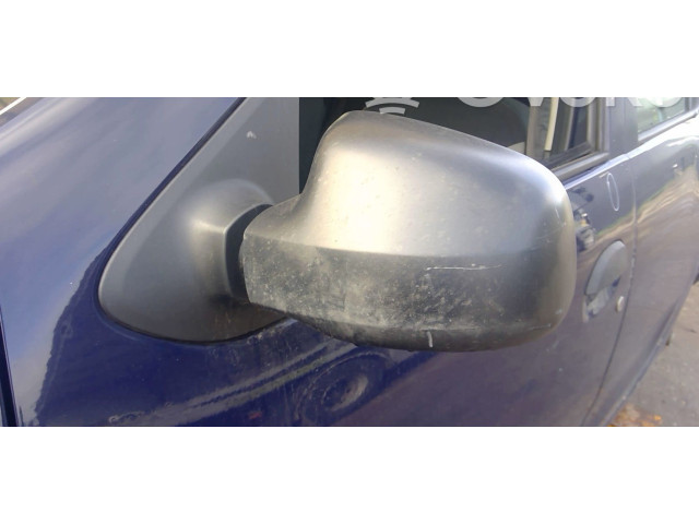 Зеркало (механическое) Dacia Sandero 2008 - 2012 года