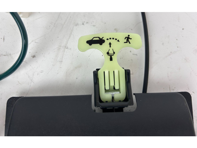 Zámek zadních dveří Toyota Mirai 2019