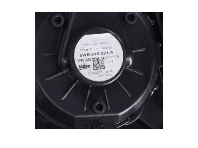 Zpětné zrcátko Volkswagen Golf VIII 2023 5WB819021A