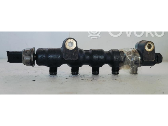 Топливная рампа 9654592680 Citroen C4 I для двигателя 9HX