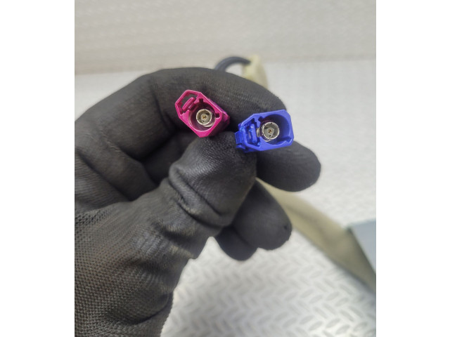 Блок управления 282129229R   Dacia Spring