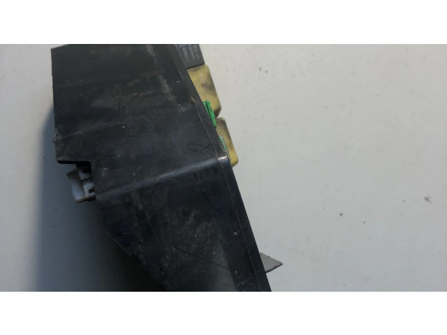 Блок предохранителей 000730, 133612091503 Rover 45