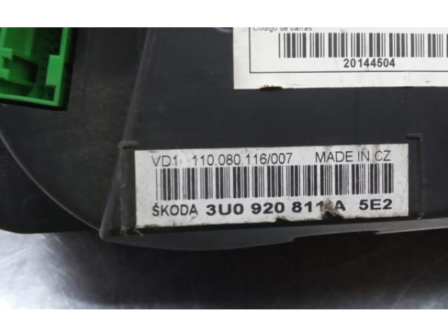 Панель приборов 3U0920811A5E2 Skoda Superb B5 (3U)