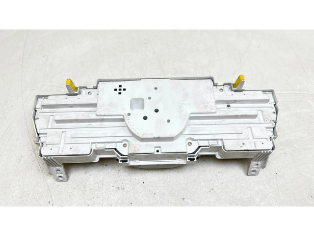 Přístrojová deska Toyota Urban Cruiser (XP110) 2009 8380052W702