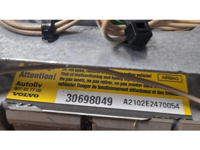 Подушка безопасности двери 30698049, A2102E2470054 Volvo V70