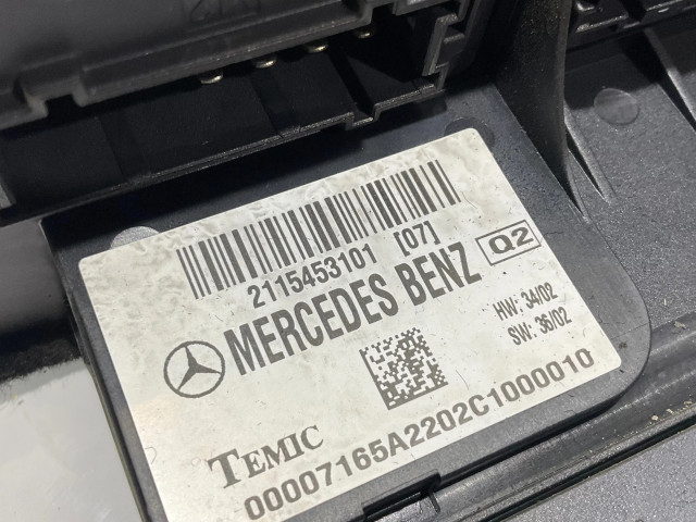 Pojistková skříňka 2115453101, A2115453101 Mercedes-Benz E W211 2005
