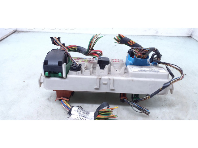 Блок предохранителей 4M5T14A073DG   Ford Focus    