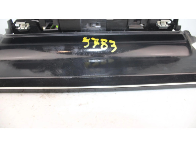 Дисплей    9841452080   Peugeot 2008 I