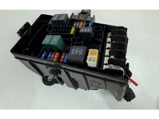 Блок предохранителей 5Q0907361G Skoda Karoq