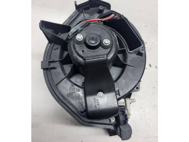 Вентилятор печки       Audi A6 S6 C6 4F