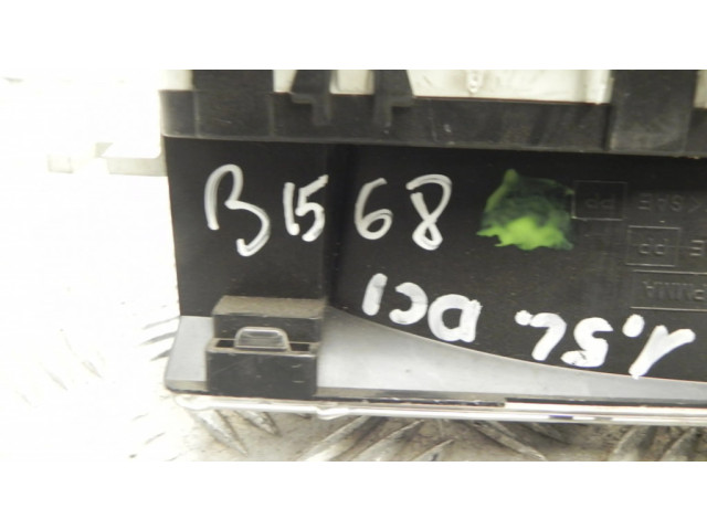 Přístrojová deska Nissan Micra 2004 AX864