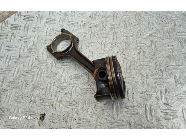 Píst 0822363R, BZB   Seat Altea XL    BZB 