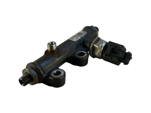 Топливная рампа 4R8Q9C066AA, X2001120 Jaguar S-Type 2.7