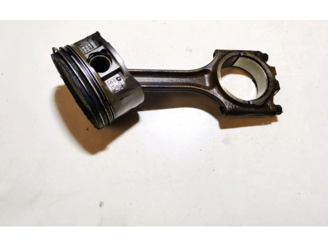  Поршень с шатуном    Volvo XC90  