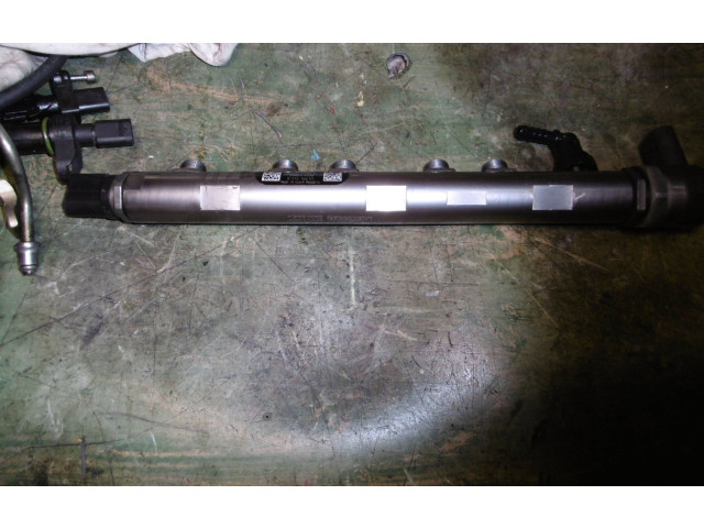 Топливная рампа 8514166, 0445214278 Mini Cooper Countryman R60