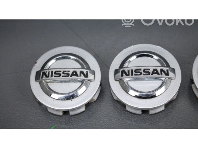 Заводская крышка (крышки) от центрального отверстия колеса