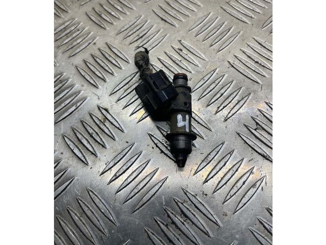 Vstřikovač Honda HR-V D16W1