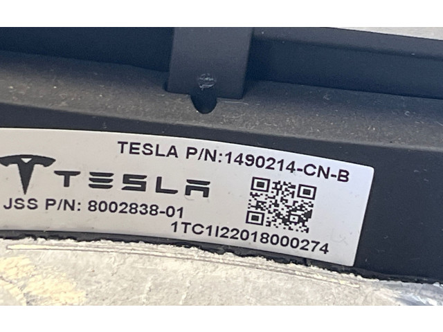 Руль Tesla Model 3 2017 - года 1490214CNB, 8002838