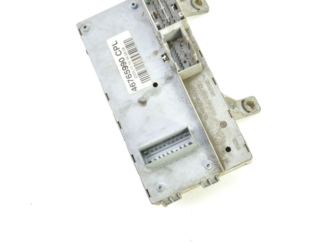 Блок предохранителей 46765990CPL, 51737298NPL Fiat Albea