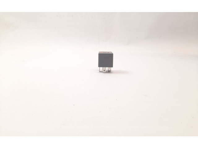 Блок предохранителей 141951253B Volkswagen Caddy