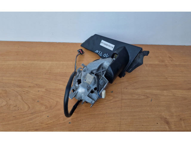 Зеркало электрическое Volkswagen Golf Plus 2005 - 2013 года