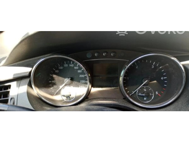 Панель приборов S24 Mercedes-Benz R W251