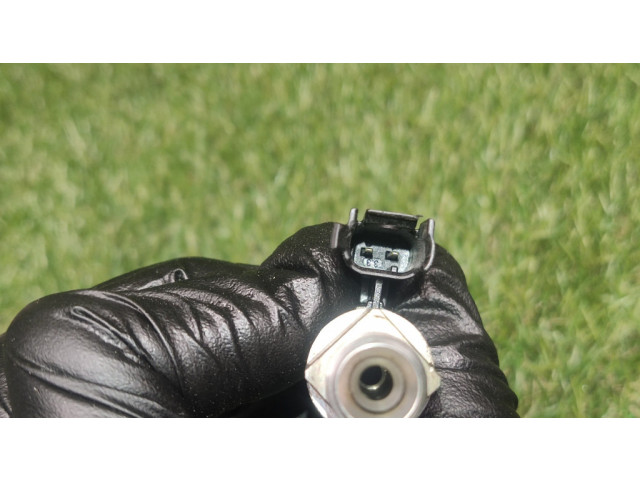 Vstřikovač 7597870, 13647597870 BMW 5 F10 F11 pro benzínový motor 3.0 N55B30A AMERIKA