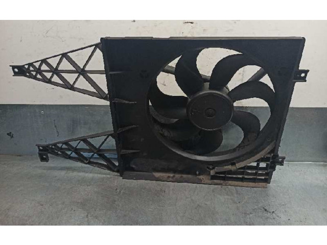 Вентилятор радиатора 1J0121207D Volkswagen Golf SportWagen