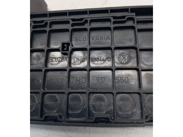 Блок предохранителей 7H0937550 Volkswagen Transporter - Caravelle T5