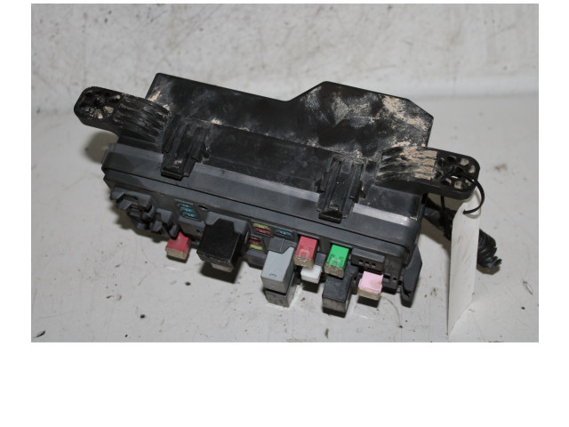 Блок предохранителей    Chevrolet Spark    