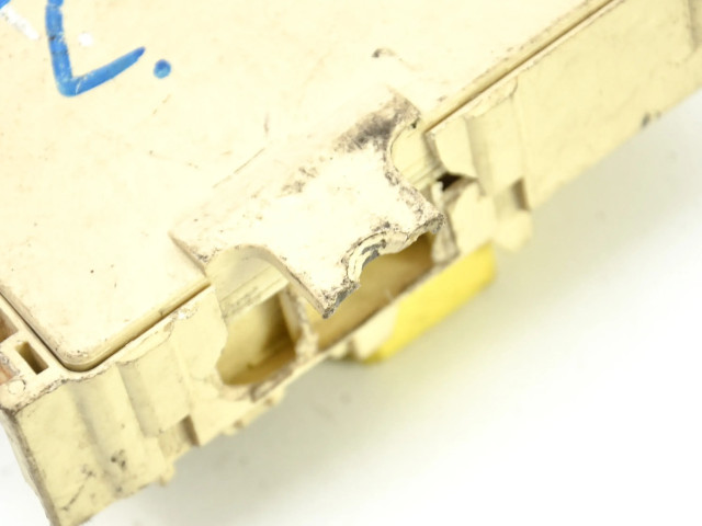 Блок предохранителей 1R8T14A067AB, 1R8T-14A067-AB Jaguar S-Type