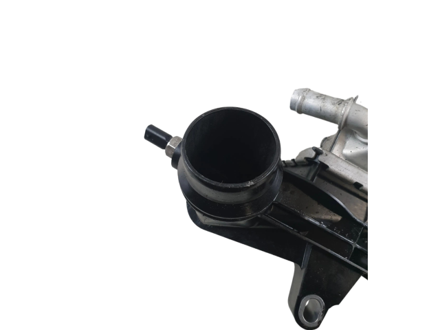 Интеркулер  8641466   Volvo XC90 