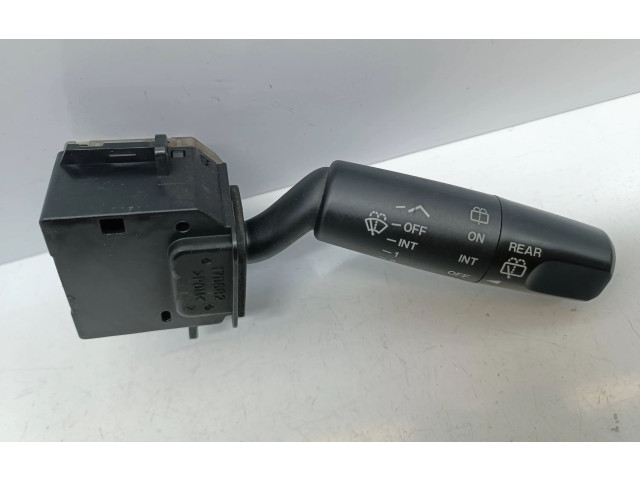 Ручка стеклоочистителей 17D682 Mazda 3 I