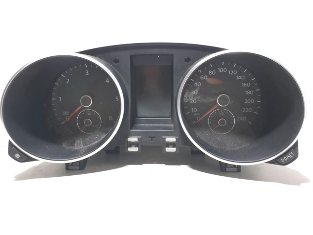 Панель приборов 5K0920870G Volkswagen Golf VI