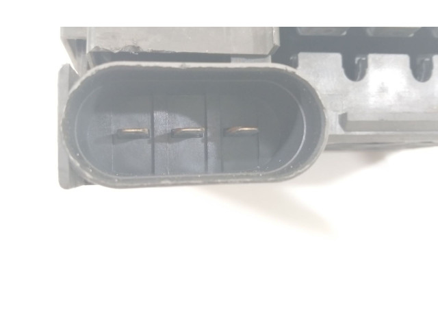 Pojistková skříňka Řídící jednotka BSM 1C0937549A Volkswagen New Beetle 2000