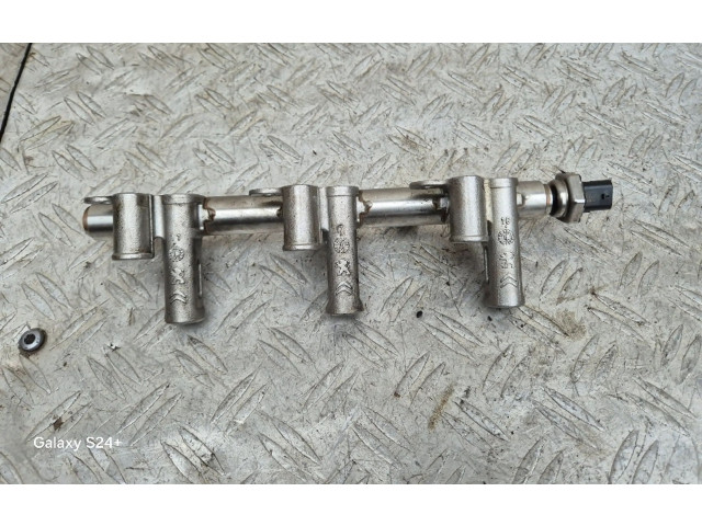 Vstřikovací lišta 9811353880, 9812191080 Peugeot 5008 II