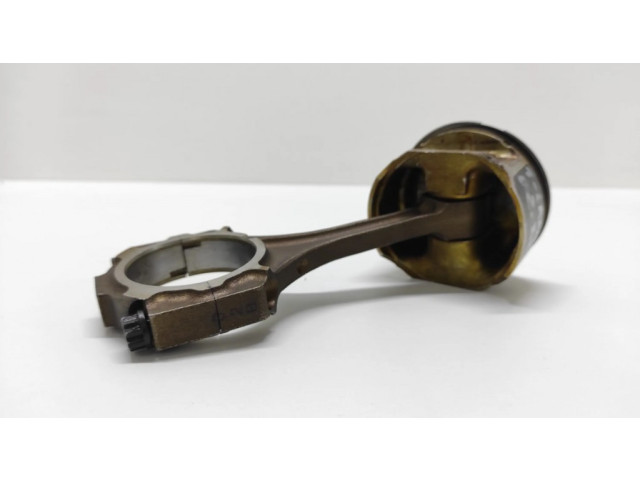 Píst Toyota Camry pro benzínový motor 3.0