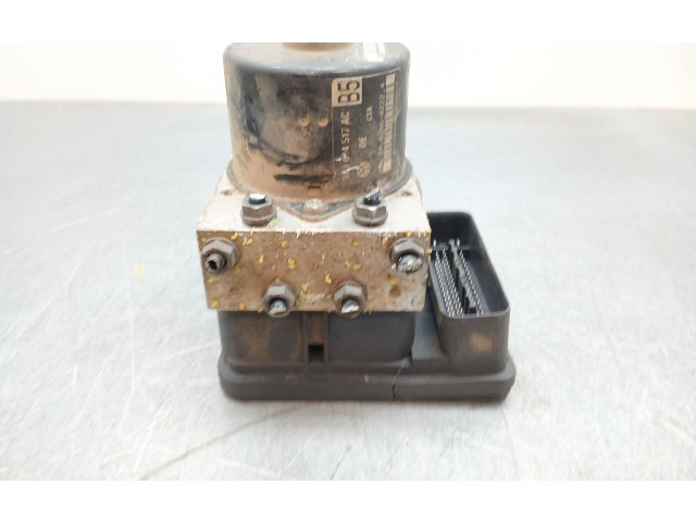 Блок АБС 1K0614517AC Volkswagen Touran I 2003 - 2010 года