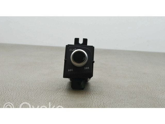 Включатель регулировки звука