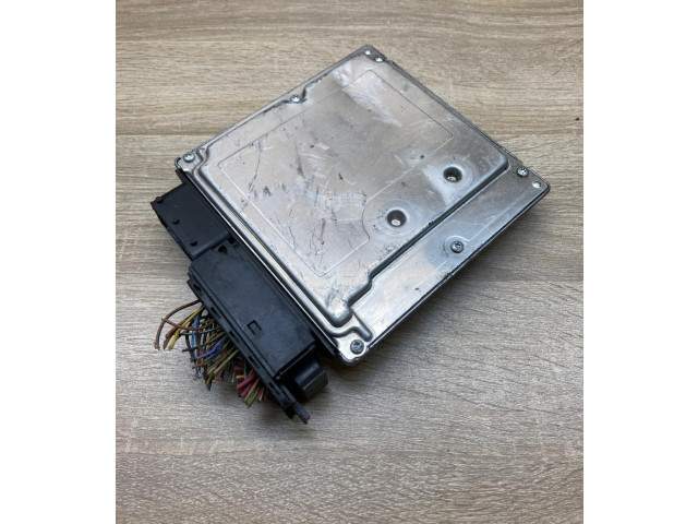Řídící jednotka 7798422, 0281012190 BMW 5 E60 E61 2004