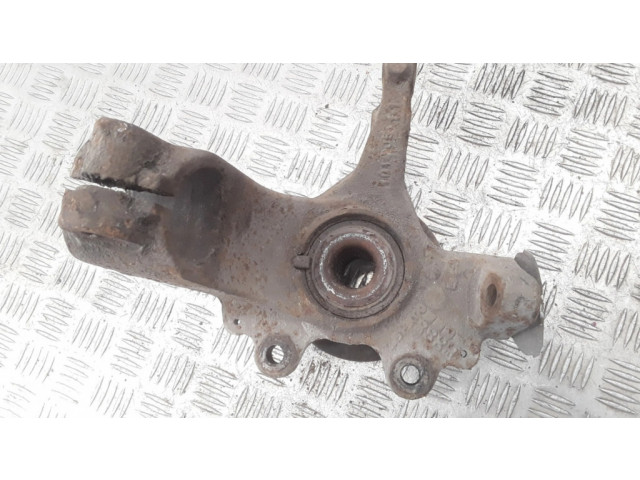 Передний поворотный кулак (ступица, цапфа)